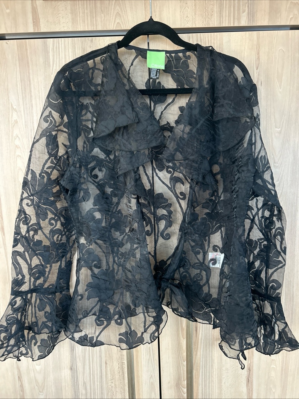 Citrine NWT Sheer Floral Tie‑Front Blouse Size 12 Open Front Trumpet Sleeve